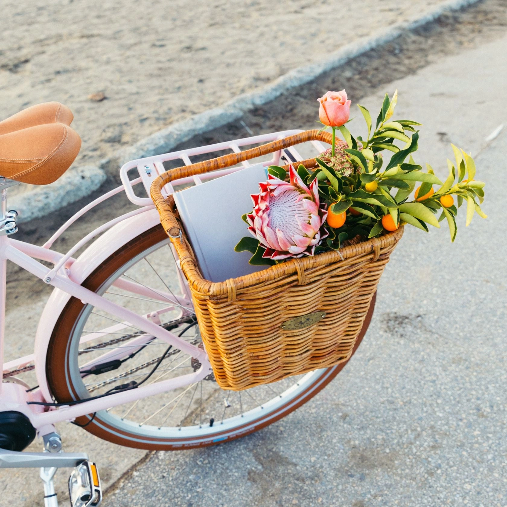 Bluejay Premiere Lite - Blush Pink Electric Bike
