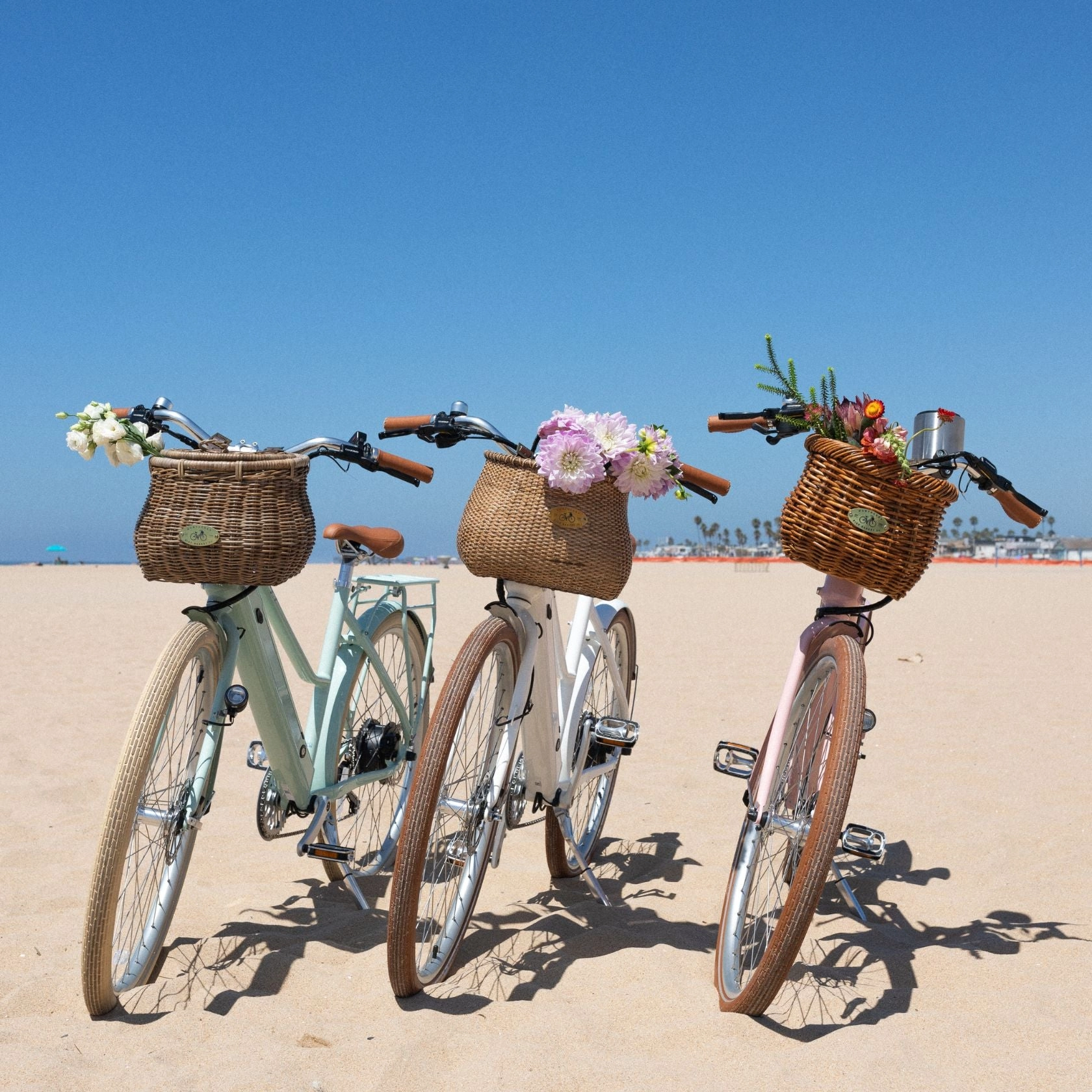 Bluejay Premiere Lite - Blush Pink Electric Bike